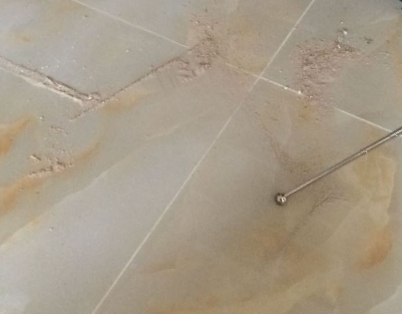 丰润瓷砖空鼓维修公司分享粘合剂选择不当在瓷砖铺贴过程中可能导致以下问题